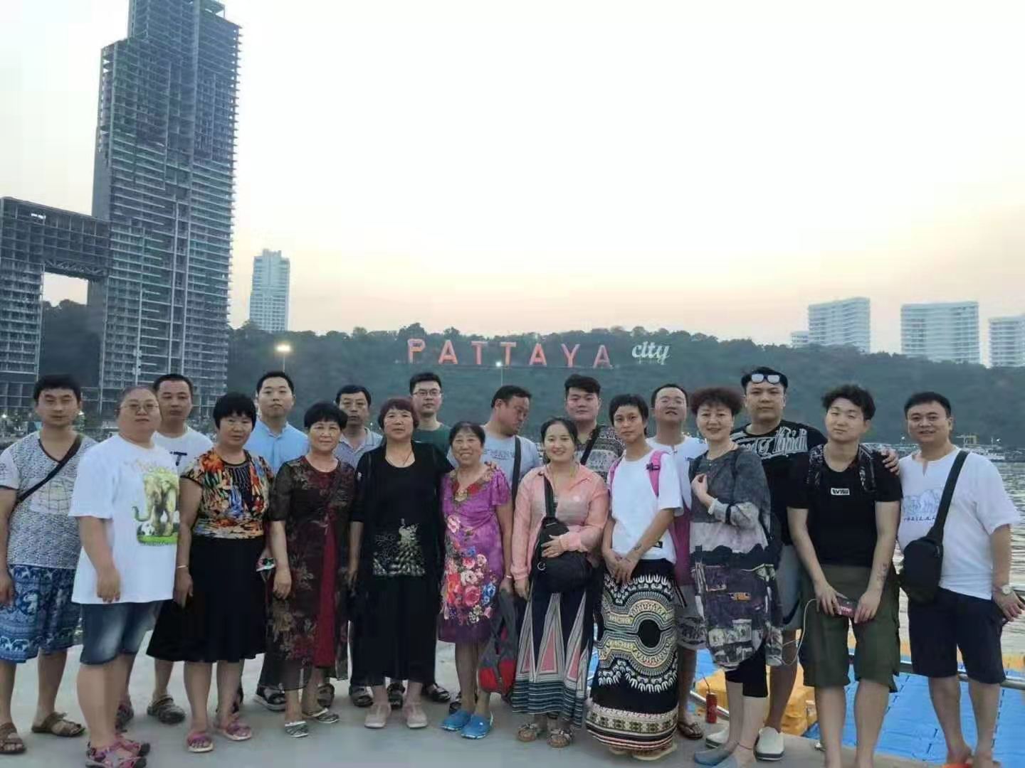 正值2019年春节到来之际，腾远集团组织部分员工参加新加坡-马来西亚-泰国为期一周的旅游